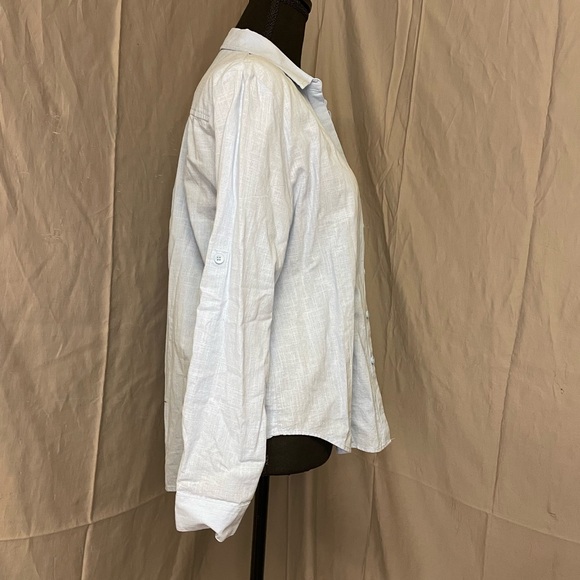 NWOT Linen and Cotton Blend Light Blue Button-Down Shirt - Women - Picture 2 of 8
